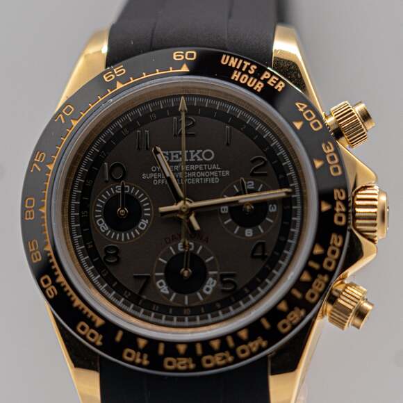 Seiko VK63 Quartz Chronograph Mod – 40mm Gold Case, Black Dial & Rubber Strap - Picture 1 of 4